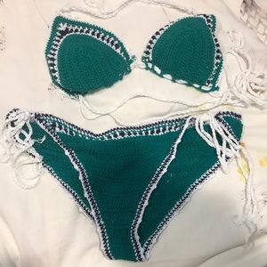 green knit woven bikini with black and white